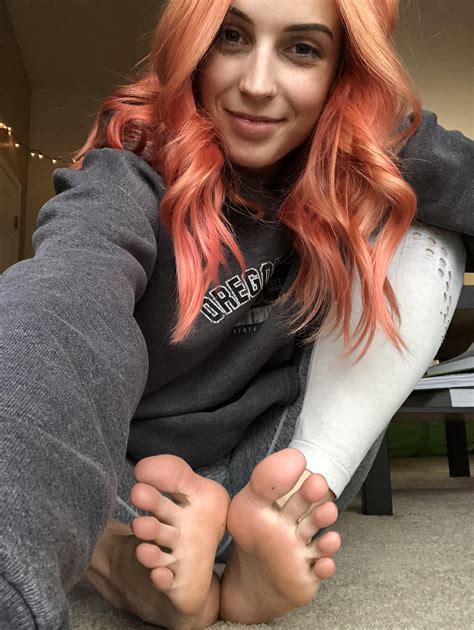 Cum On Soles Porn Videos 